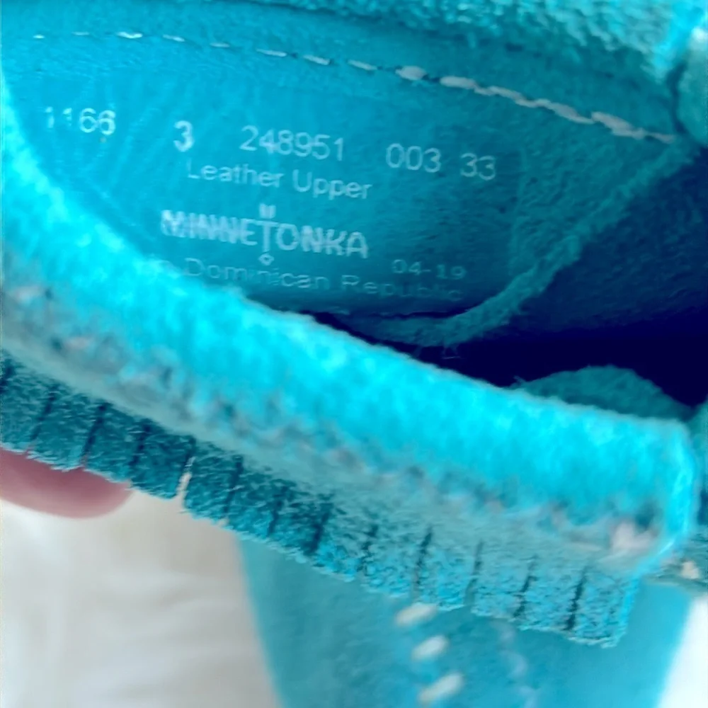 Minnetonka blue green turquoise leather crib shoes